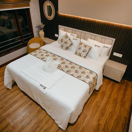 Cosy Premium Houseboats Hotel Alappuzha Eksteriør billede