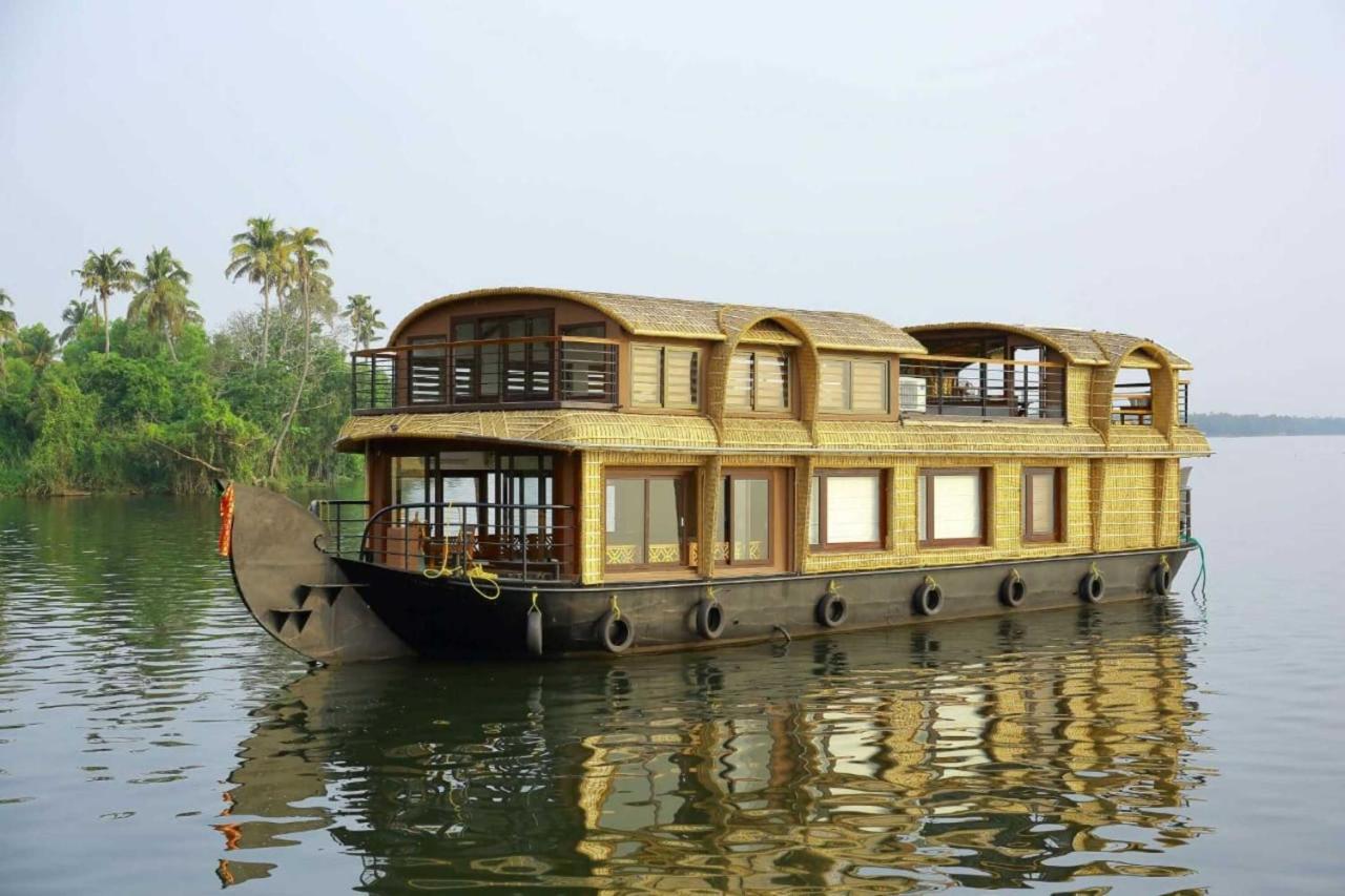 Cosy Premium Houseboats Hotel Alappuzha Eksteriør billede