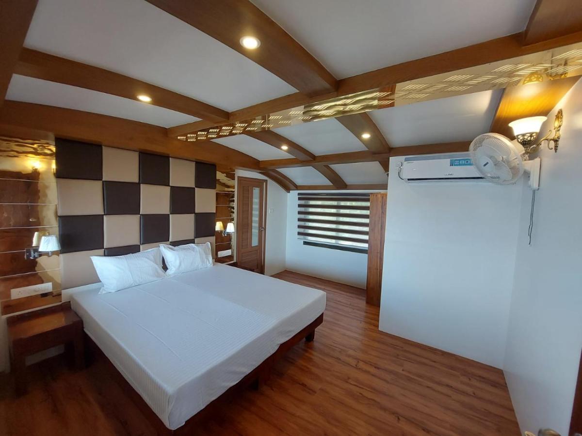 Cosy Premium Houseboats Hotel Alappuzha Eksteriør billede