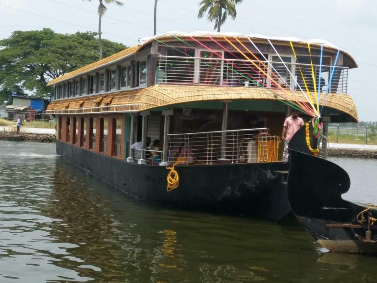 Cosy Premium Houseboats Hotel Alappuzha Eksteriør billede