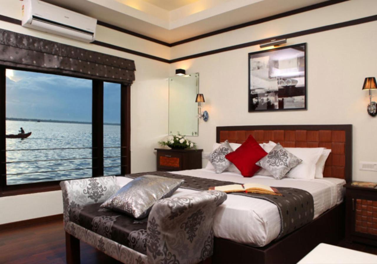 Cosy Premium Houseboats Hotel Alappuzha Eksteriør billede